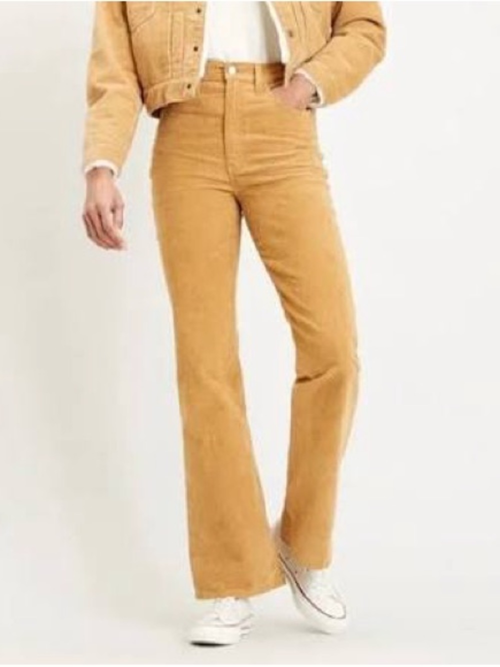 Levi's Ribcage Bootcut Corduroy Pants in Camel Brown
